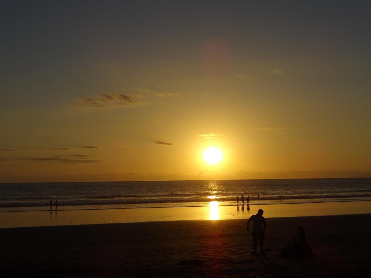 Cabinas Sunset Jacó Extérieur photo